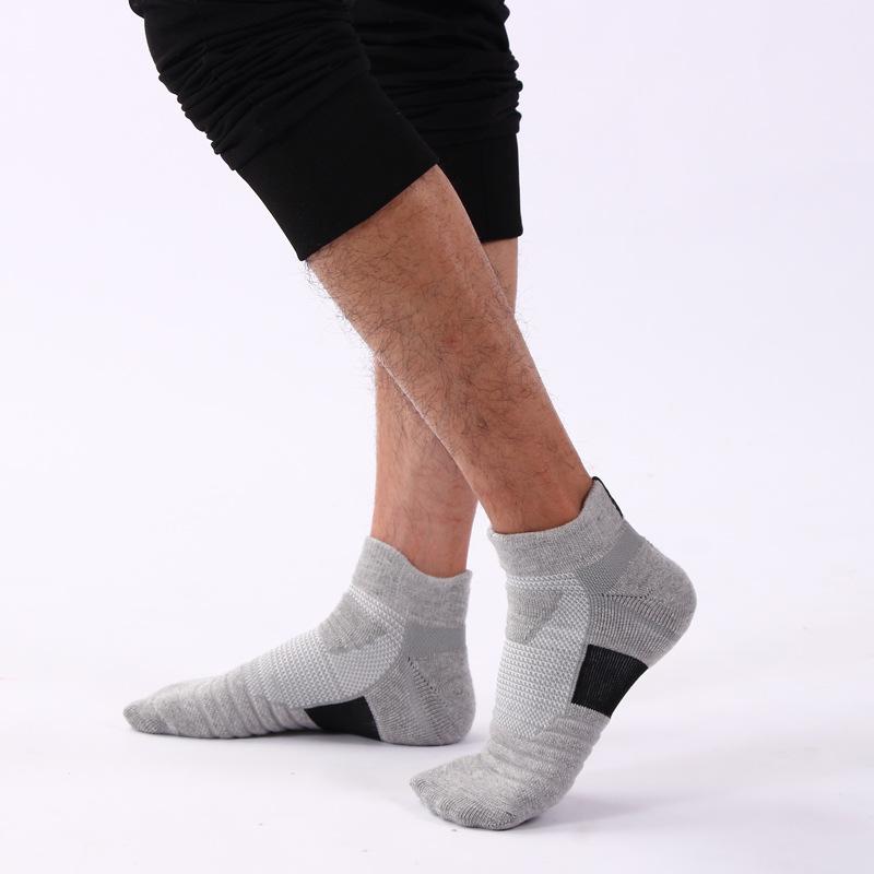 Men's Sweat-absorbent Non-slip Boat Socks 82988984YM
